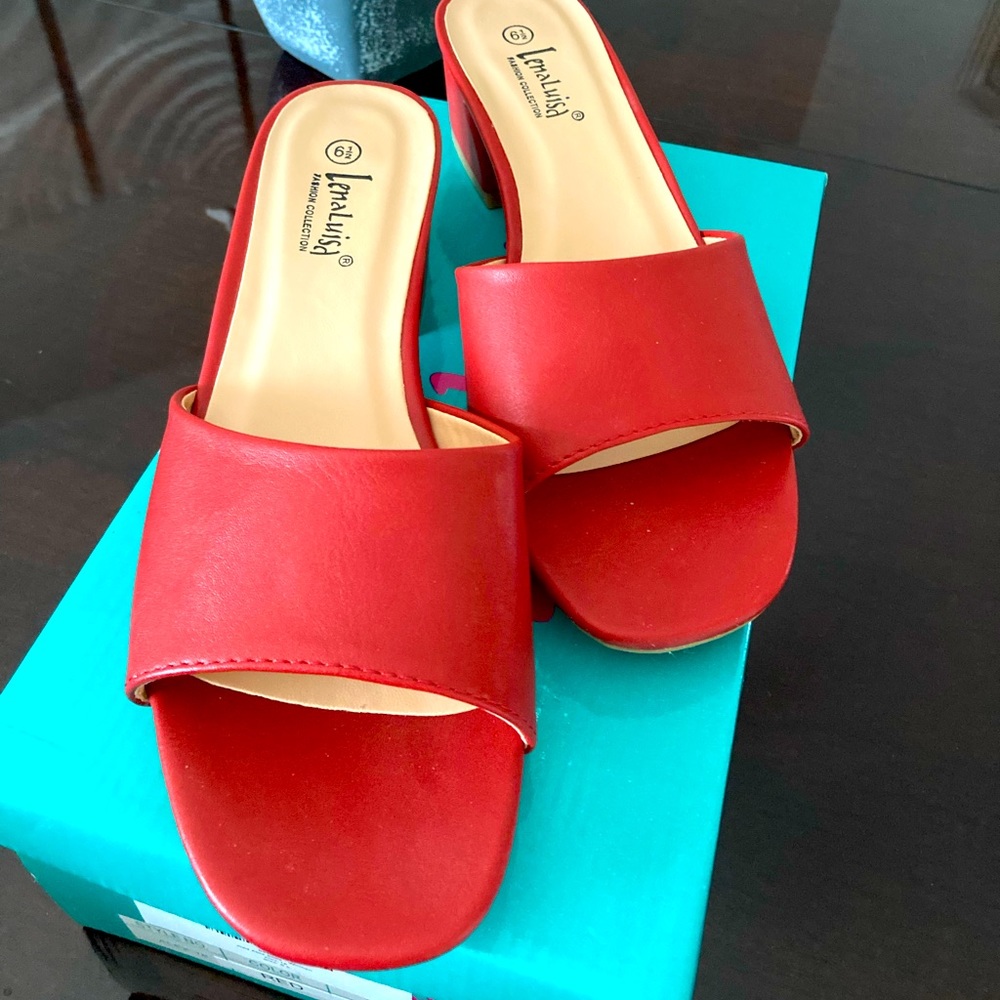 NIB LenaLuisa Red Slides